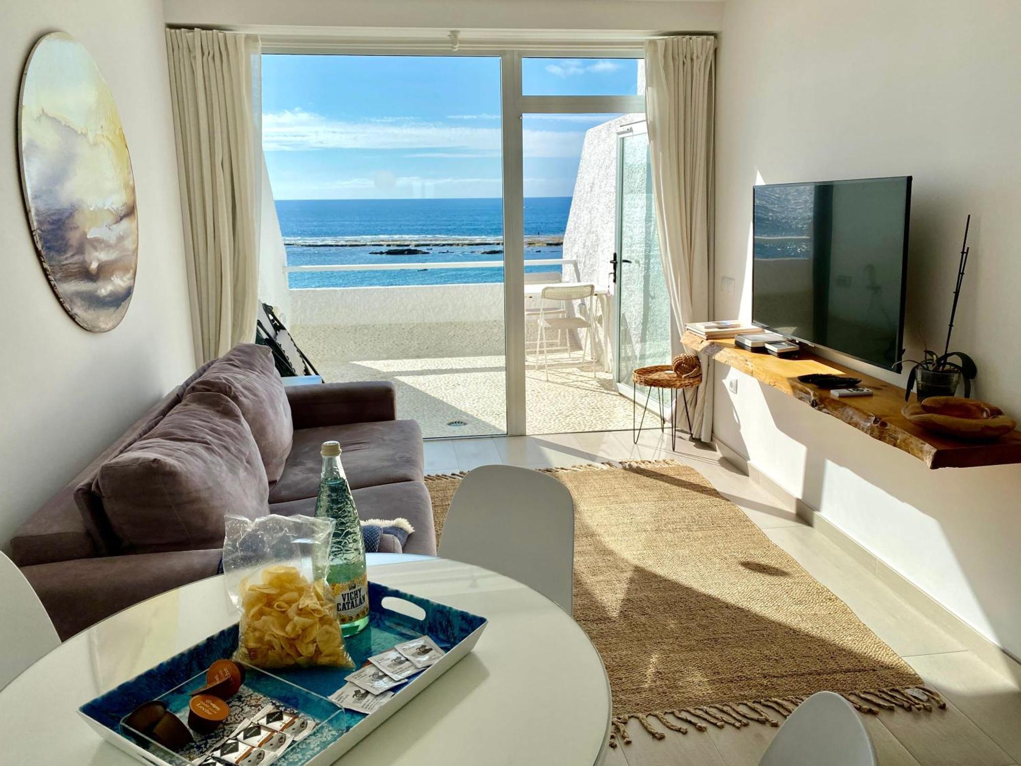 Appartement Beachfront Apt With Open Terrace In Las Canteras à Las Palmas de Gran Canaria Extérieur photo